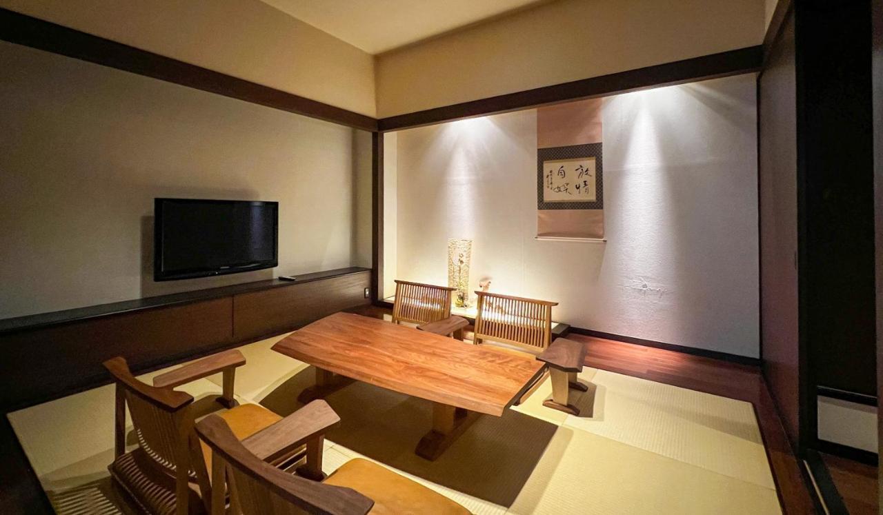 Shikotsu Tsuruga Mizu No Uta Ryokan